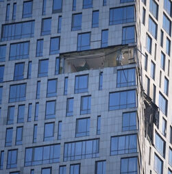 Drone atinge prédio de luxo em Moscovo
