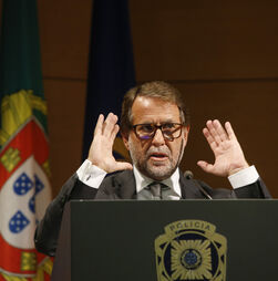 Ministro da Administração Interna aplaude fim do SEF