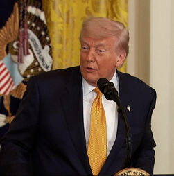 “Veremos se conseguem chegar a um acordo que nos satisfaça”: Trump insiste na necessidade de paz com o Irão
