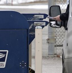 Serviço Postal dos EUA pondera permitir envio de armas de fogo pelo correio