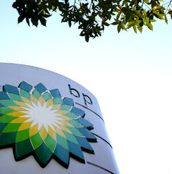 Conselho de Administração da BP demite o presidente Albert Manifold