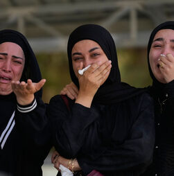 Médio Oriente: Ataques israelitas no sul do Líbano fazem 13 mortos