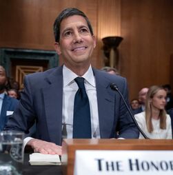 É oficial. Kevin Warsh será o novo presidente da Fed