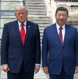 Xi Jinping e Trump visitam Templo do Céu após reunião em Pequim