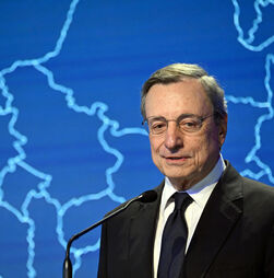 Mario Draghi diz que UE deve ser mais assertiva com EUA de Donald Trump