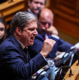 CDS/Congresso: Paulo Núncio recusa 'fusão ou diluição' e diz que 'reformas da AD são reformas CDS'