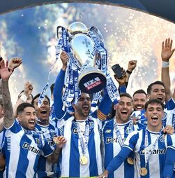 FC Porto celebra a conquista do 31.º título: veja as imagens
