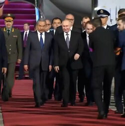 Putin chega a Pequim para reforçar aliança entre Rússia e China