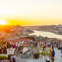 Oito planos para o fim de semana: música no Porto, vinhos em Évora e fotografia em Lisboa