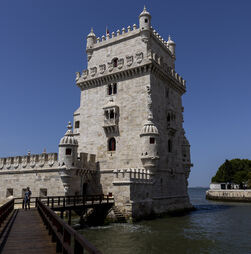 Torre de Belém reabre 'a brilhar' e com novo sistema de entradas para reduzir filas