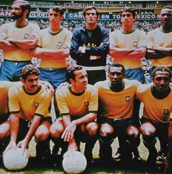 Curiosidades dos Mundiais de futebol (5): Os 'não-golos' de Pelé e a mala cheia de notas