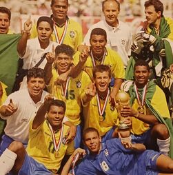 Curiosidades dos Mundiais de futebol (8): Três Maradonas, barões da droga e Zidane