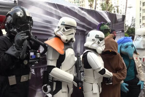 Corredores vestidos de personagens de “Star Wars” tomam as ruas de Hong Kong