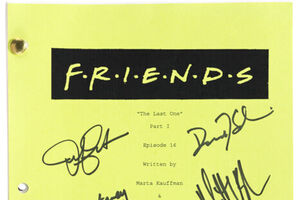 Guião autografado da série 'Friends'