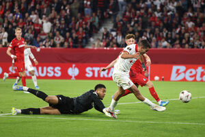 Sporting de Braga perde com Friburgo nas meias-finais da Liga Europa