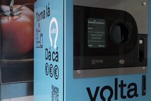 Sistema de Depósito e Reembolso de embalagens de bebida para reciclagem, denominado "Volta"