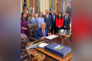 “’Trump Derangement Syndrome’ é mesmo uma doença”: Trump associa oposição democrata a condição mental