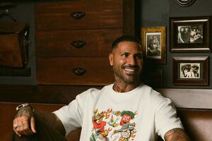 Ricardo Quaresma lança coleção de roupa