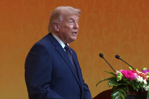 “É uma relação muito especial”: Trump recorda relações entre EUA e China durante jantar de Estado em Pequim 