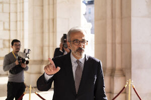 Paulo Rangel disponível para prestar esclarecimentos em parlamento sobre uso das Lajes 