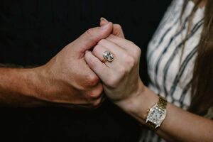 Programa "Casados à Primeira Vista" retirado da televisão britânica após acusações de violação