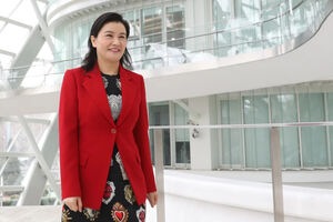 Zhou Qunfei, de operária a líder na indústria de tecnologia chinesa