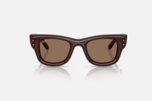 Ray-Ban lança óculos de sol inspirados em Bad Bunny e Rhianna, disponíveis em Portugal
