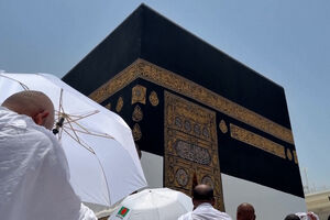 Meca volta a receber mais de 1,6 milhão de muçulmanos para o Hajj