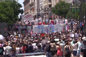 Milhares de pessoas protestam em Madrid contra aumento do preço da habitação