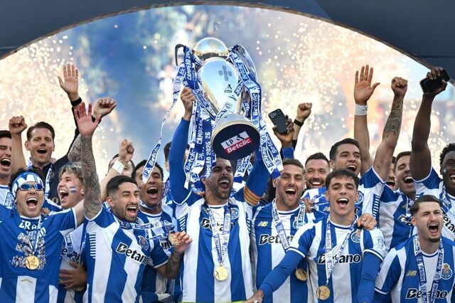 FC Porto levanta a taça da I Liga