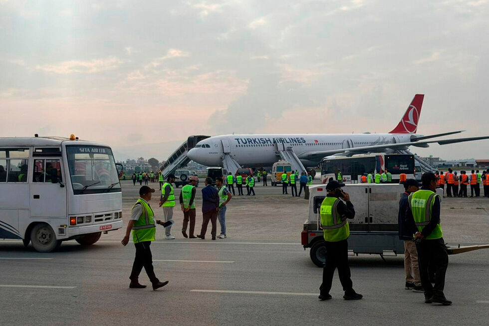Avião da Turkish Airlines aterra no Nepal 