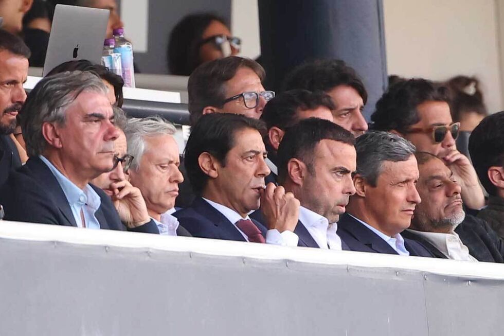 Rui Costa no Famalicão-Benfica