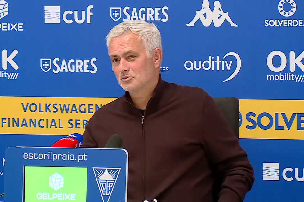 Mourinho: "Fui feliz todos os dias no Benfica e disse isso aos jogadores"