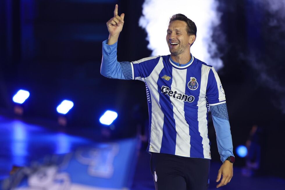 Luuk de Jong deixa o FC Porto