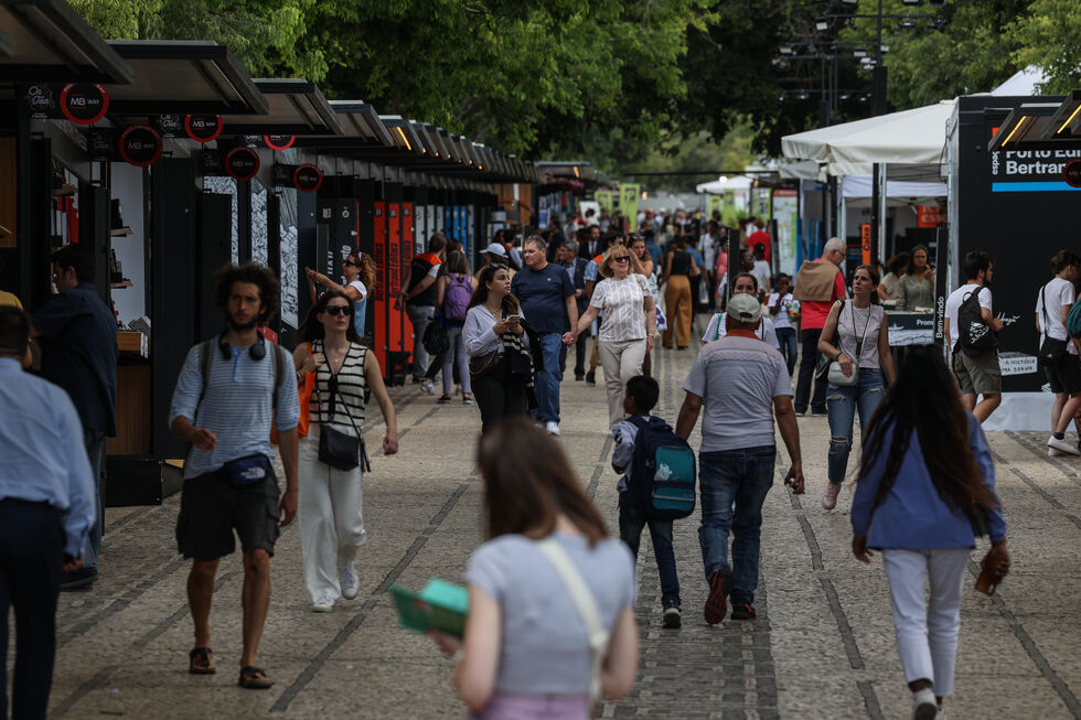 A Feira do Livro de Lisboa regressa com mais de 2.000 eventos no programa