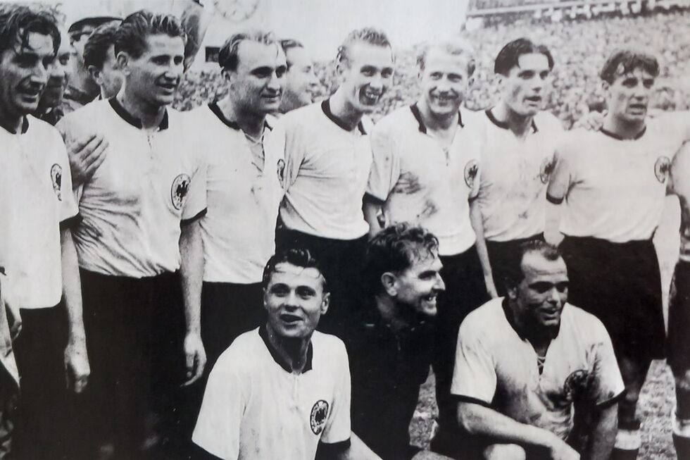 A Alemanha venceu a favorita Hungria e celebrou o seu primeiro título Mundial em 1954