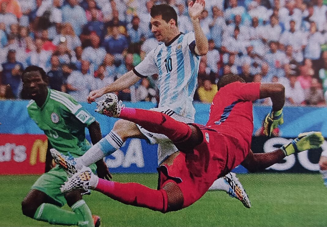 Messi guiou a Argentina à final, com a Alemanha, mas teria de esperar até 2022 para poder festejar o título