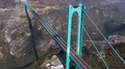 <![CDATA[ Ponte mais alta do mundo impulsiona turismo e economia em região montanhosa da China ]]>