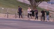 <![CDATA[ Manifestantes de cara tapada levados por agentes da PSP à paisana ]]>