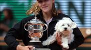 <![CDATA[ Roland Garros: Mirra Andreeva é a nova campeã após derrotar 'qualifier' Chwalinska ]]>