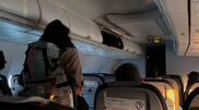 <![CDATA[ “Precisamos de sair”: Passageiros pedem para aband