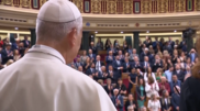 <![CDATA[ Papa Leão XIV recebe longa ovação de pé no parlame
