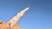 <![CDATA[ Houthis reivindicam ataque com míssil a Israel e a