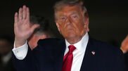 <![CDATA[ Governo Trump vai cobrar €650 por entrevistas de v