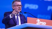 <![CDATA[ Oposição acusa Moedas de dificultar participação de lisboetas em reuniões públicas ]]>