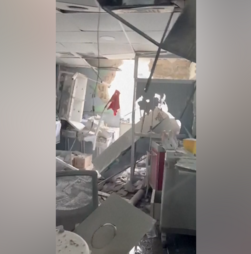 Imagens mostram destruição em hospital após ataque aéreo israelita na cidade de Tiro 