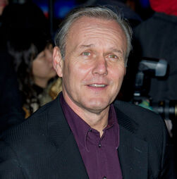 Morreu ator britânico Anthony Head de 'Ted Lasso' e 'Buffy, Caçadora de Vampiros'