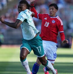Rafael Leão reage à expulsão frente ao Chile: 'Quis proteger o meu colega...'