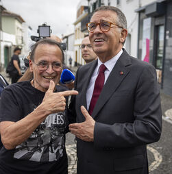 10 Junho: Seguro discursa pela primeira vez nesta data em Angra do Heroísmo