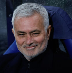 Oficial: Mourinho é o novo treinador do Real Madrid
